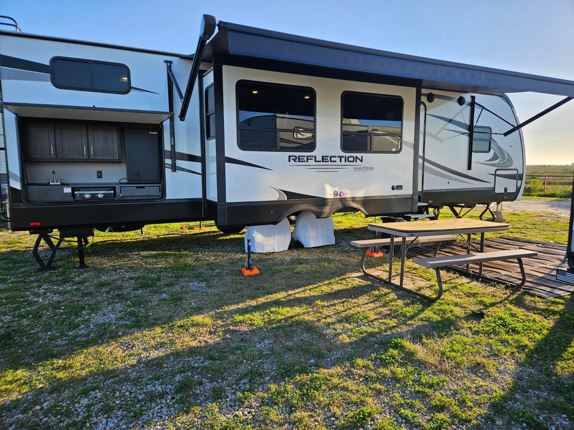Hailey'S Beach-N-Bay Rv Resort Gilchrist エクステリア 写真