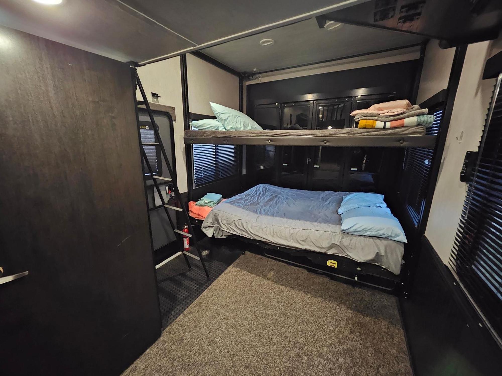 Hailey'S Beach-N-Bay Rv Resort Gilchrist エクステリア 写真